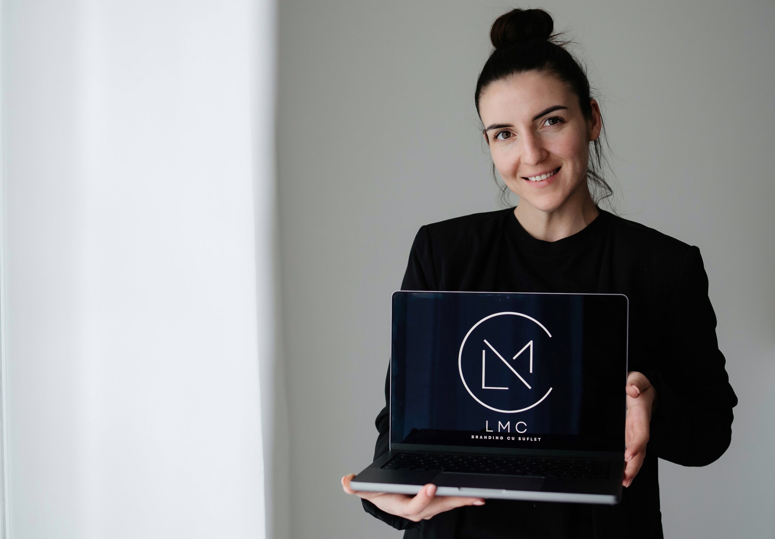 LOGO LMC Branding